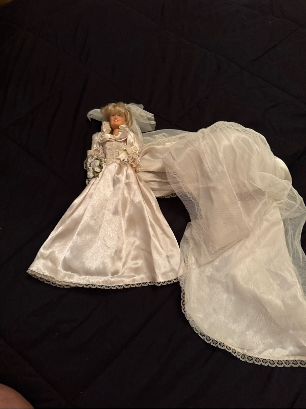 Vintage Princess Diana   Bride Doll in Ivory Satin Gown
